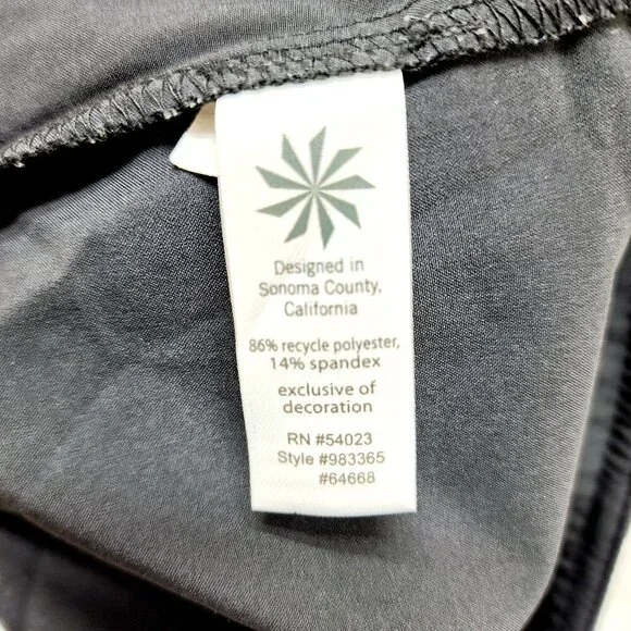 Athleta Women’s Golf tennis Mini Skirt Black Size 8 Stretch, Comfy - Picture 9 of 9